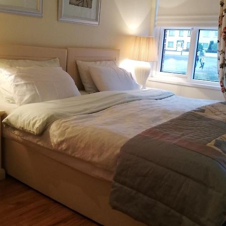 The Vee Guest Accommodation Γουότερφορντ Εξωτερικό φωτογραφία